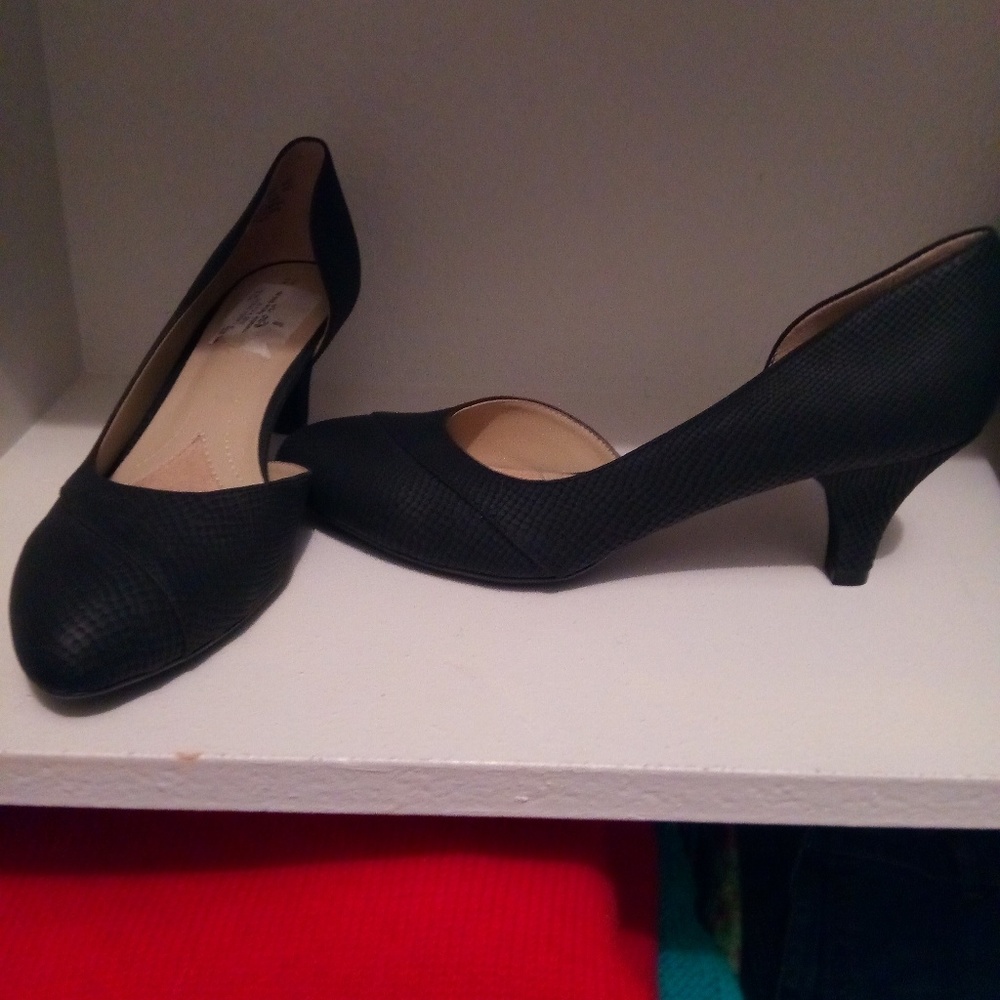 Black heels